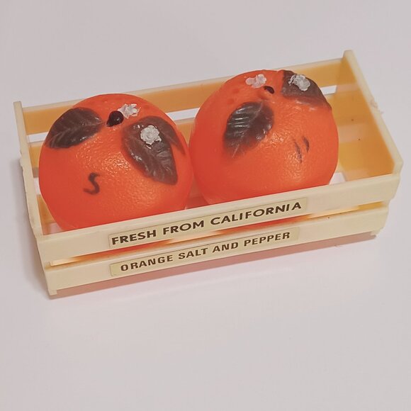 Vintage California Oranges Crate Salt and Pepper Shaker Set - Picture 1 of 5